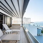Apartment Soleluna 2-on The Beach-hot Tub-smart