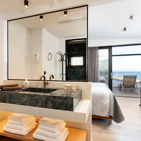 Apartmán Soleluna 2-on The Beach-hot Tub-smart Kos