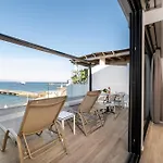 Soleluna 2-on The Beach-hot Tub-smart Apartamento