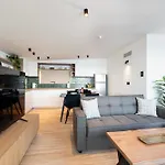 Apartamento Soleluna 2-on The Beach-hot Tub-smart