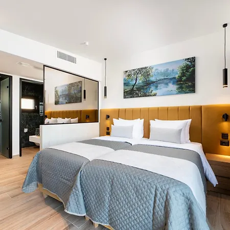 Lägenhet Soleluna 2-on The Beach-hot Tub-smart Kos