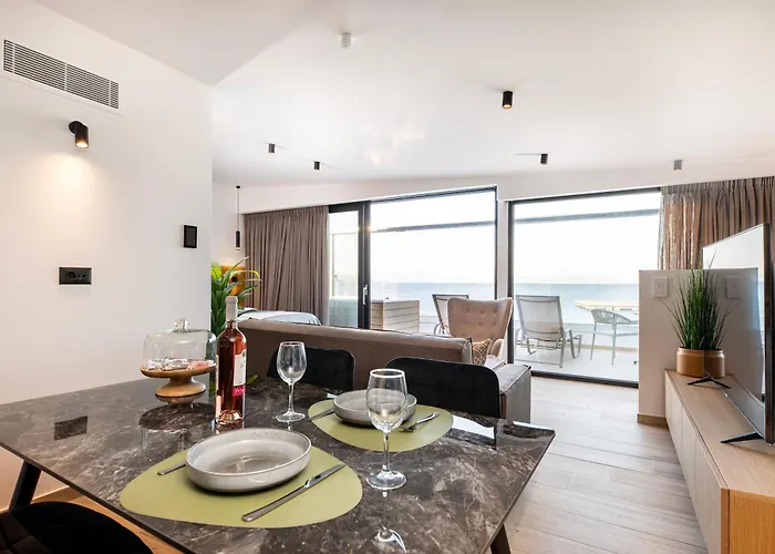 Soleluna 2-on The Beach-hot Tub-smart İstanköy