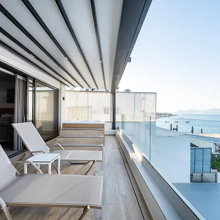 Apartman Soleluna 2-on The Beach-hot Tub-smart